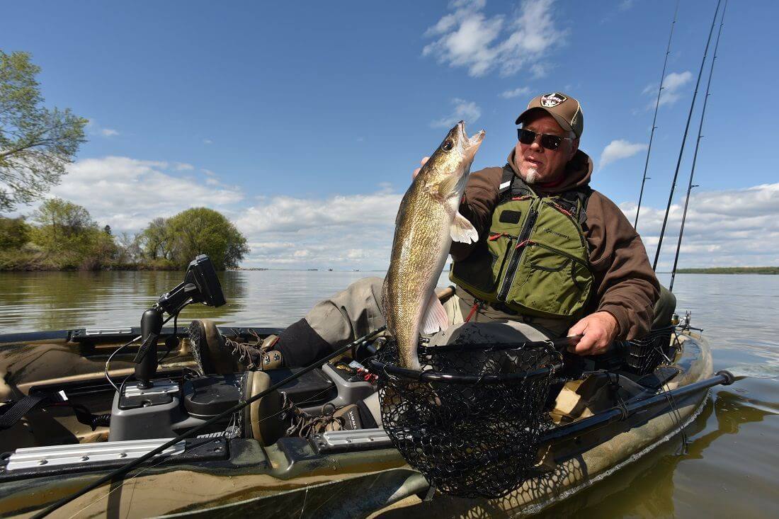 Tips for Big Guys Who Want to Get Into Kayaking